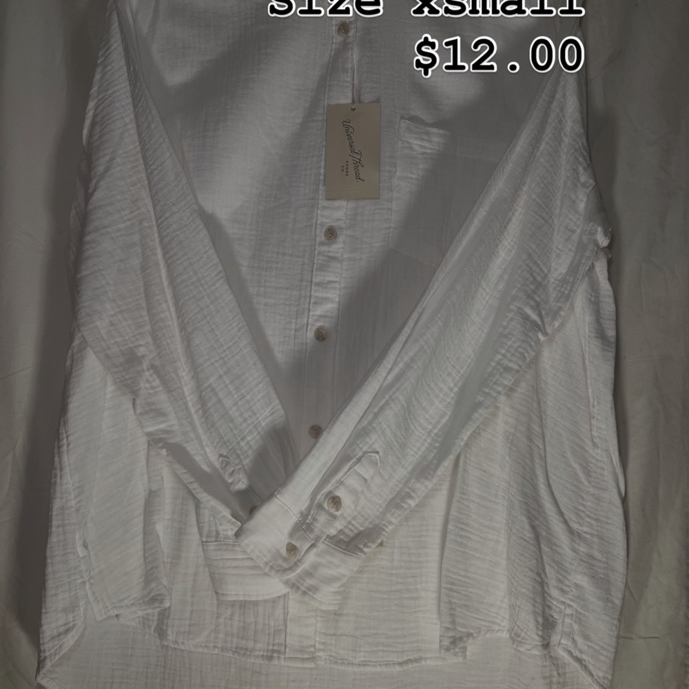 Universal Thread White Women's Blouse